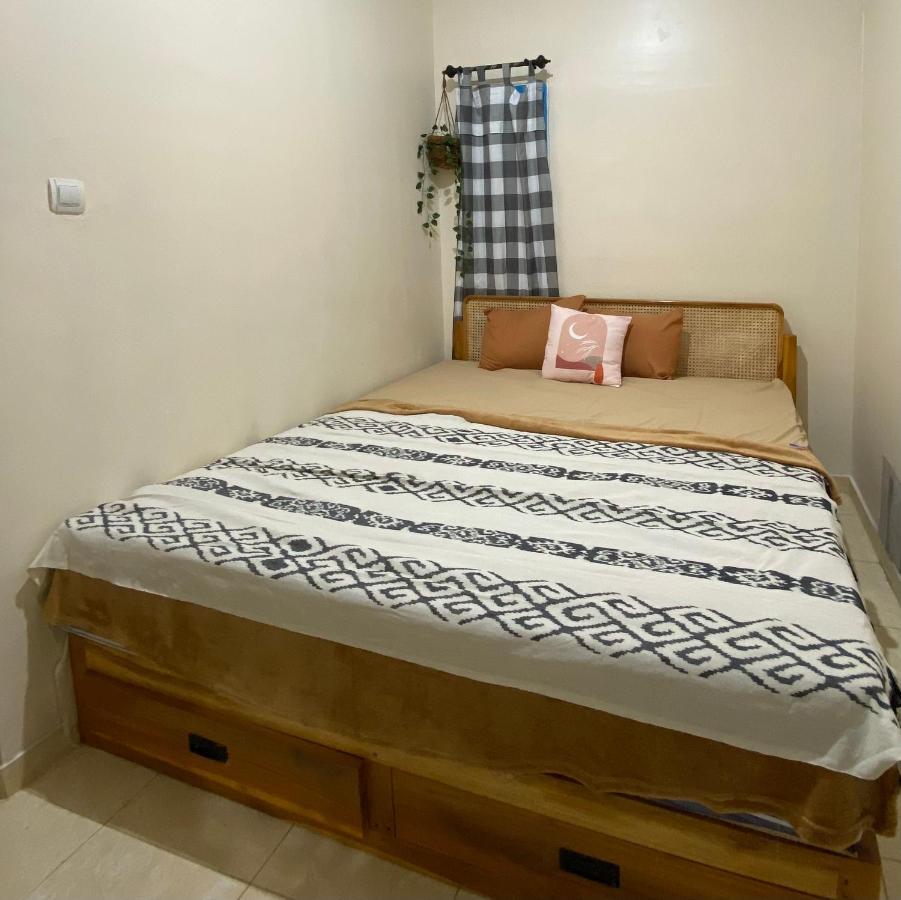 Et Malio Stay & Travel Malioboro Pusat Kota Джокьякарта Экстерьер фото